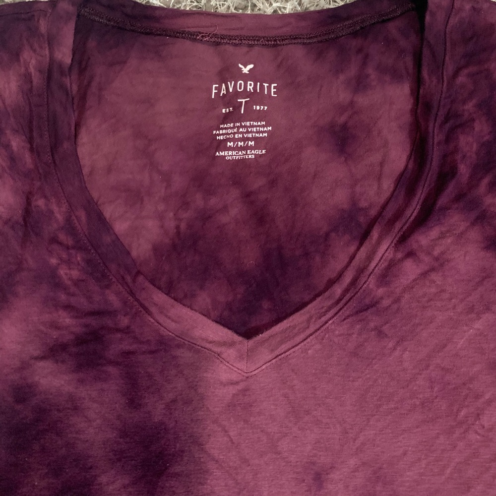 Hollister Tie dye V-neck shirt👚